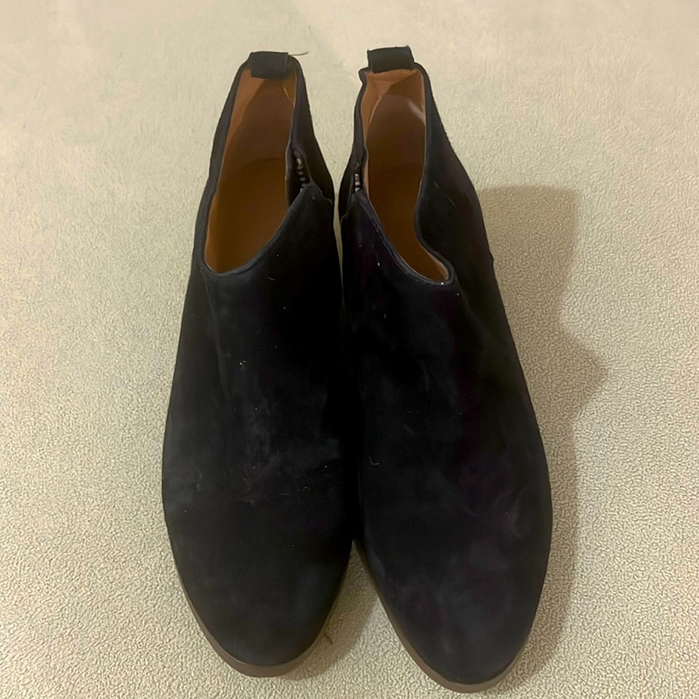 Jcrew women’s black and tan suede ankle boots
